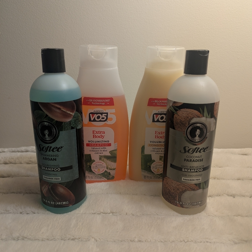 Softee and VO5 Shampoo Set
